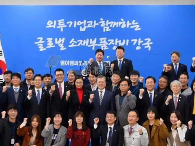 中文字幕无码他人妻味