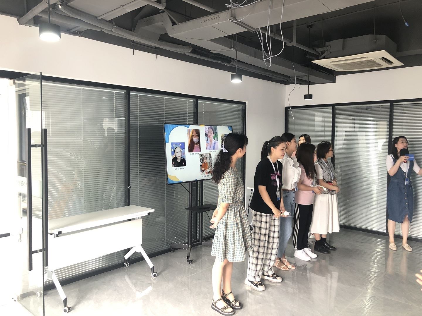 中文字幕无码他人妻味