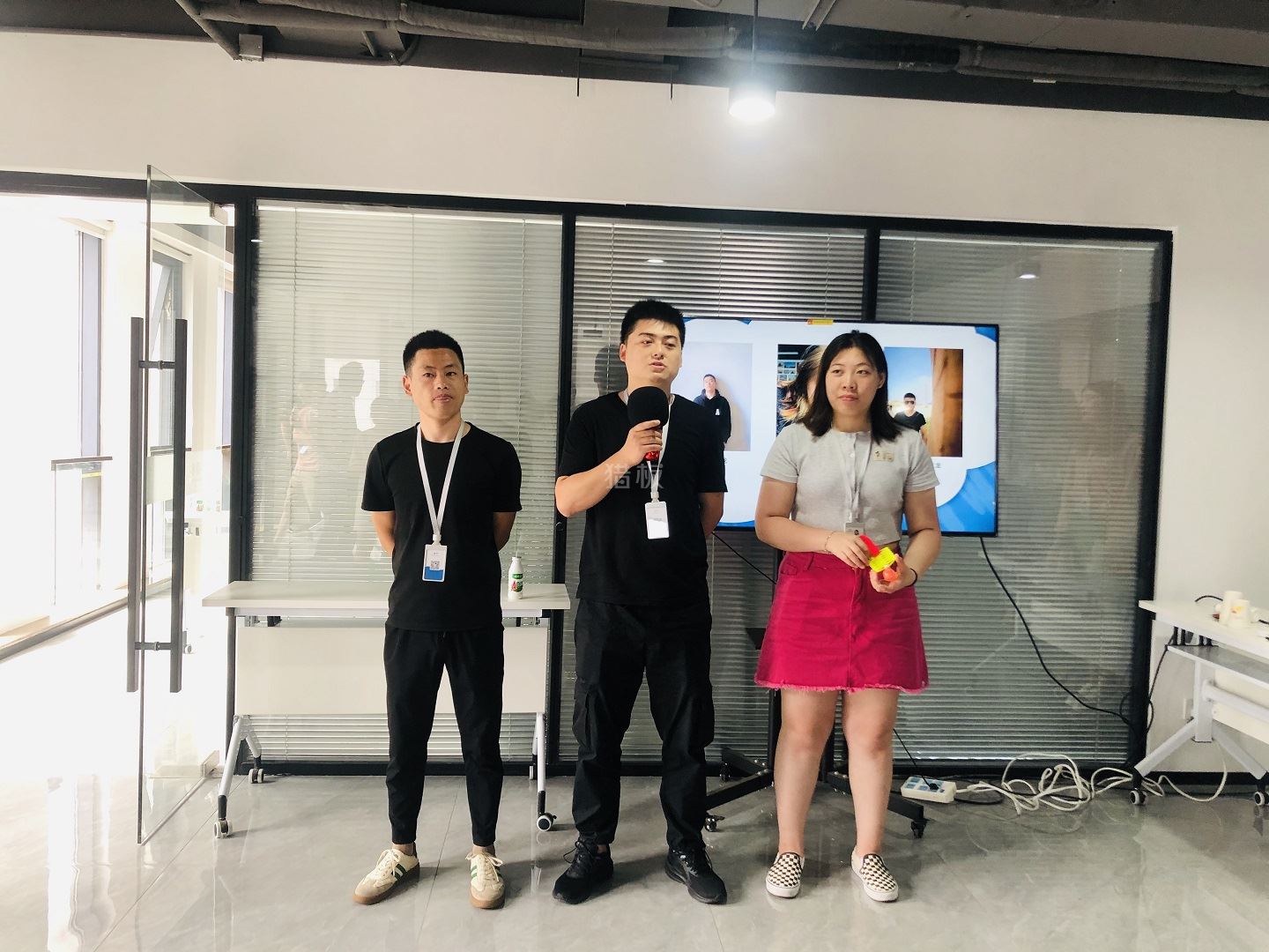 中文字幕无码他人妻味