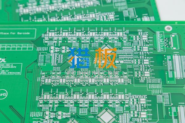 中文字幕无码他人妻味